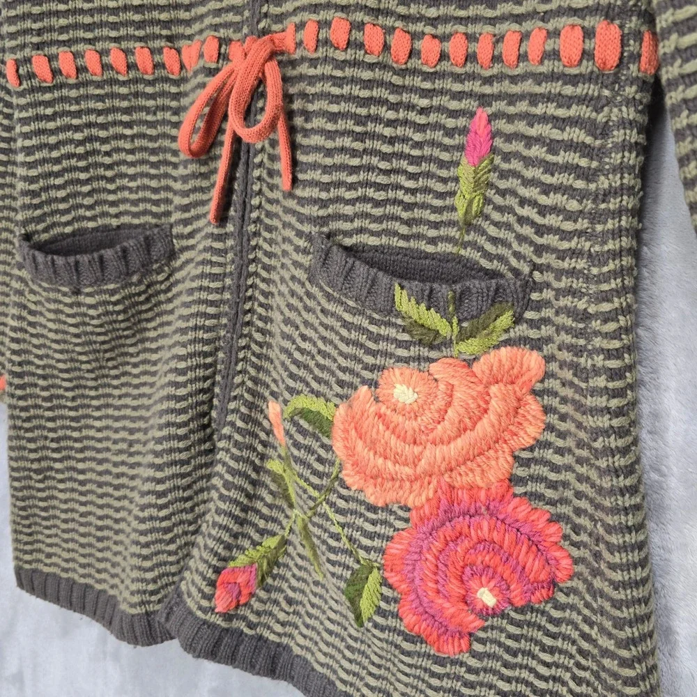 Cabi Longline Hooded Zip Sweater Women M Sage Green Hobo Embroidered Wool Blend